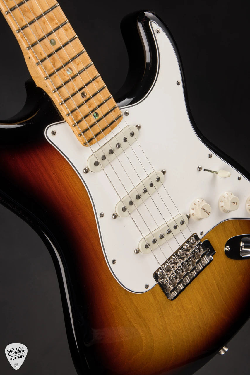 Fender Custom Shop American Custom Stratocaster NOS - 3 Tone Sunburst #XN18432