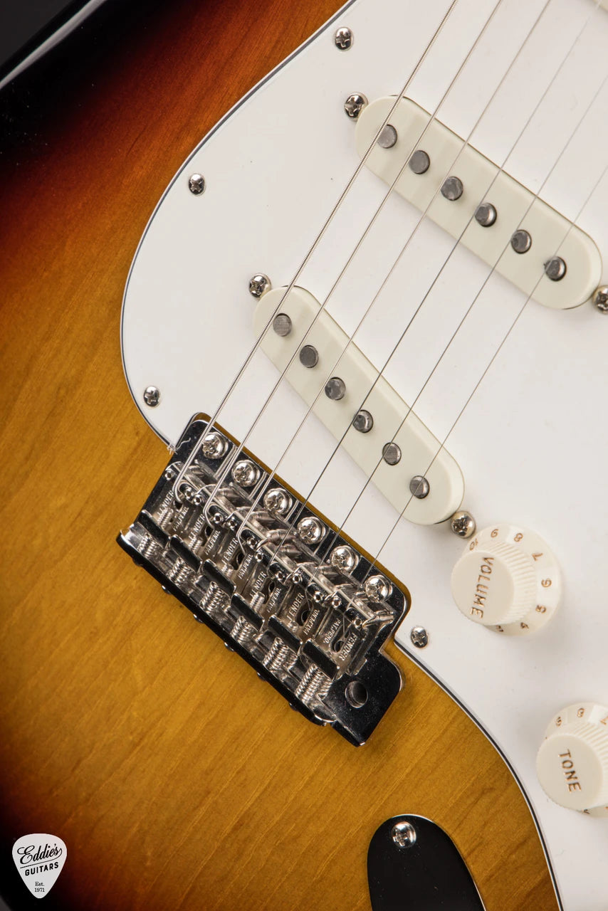 Fender Custom Shop American Custom Stratocaster NOS - 3 Tone Sunburst #XN18432